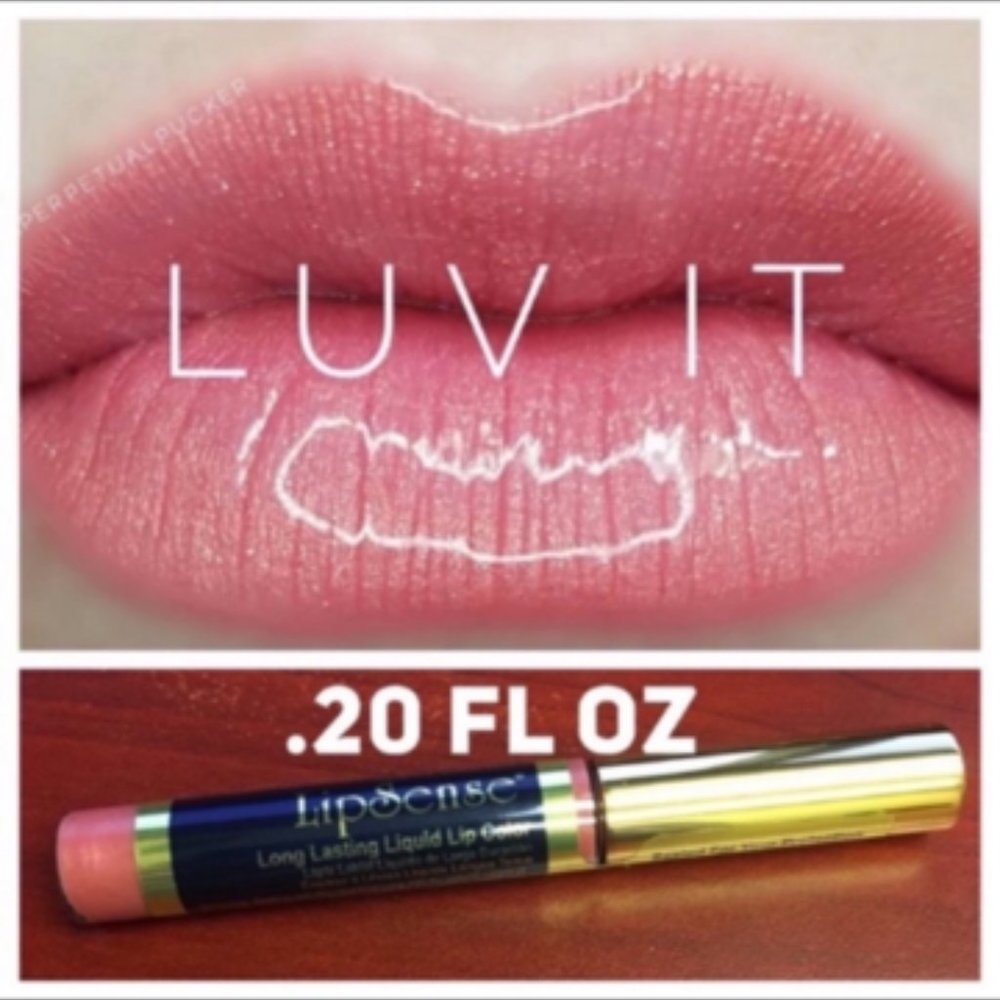 LipSense  in the color "LUV IT"! Pink & stays on!